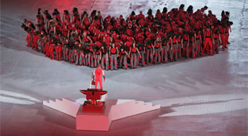 Artistas en la inauguración de los Juegos Olímpicos en Turín