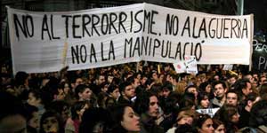 Jóvenes españoles en las manifestaciones contra la Guerra de Irak