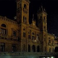 El Ayuntamiento de San Sebastián, a oscuras
