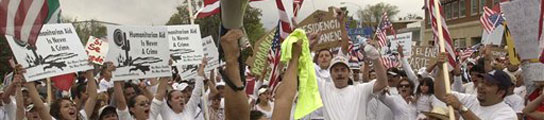 Inmigrantes se manifiestan contra el racismo. (FOTO:ARCHIVO)