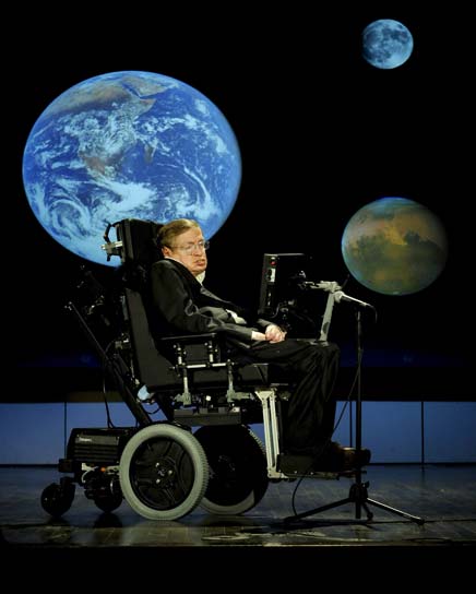Stephen Hawking insta a continuar la conquista del espacio