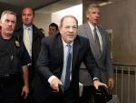 Harvey Weinstein a su llegada a la Corte de Nueva York el d&iacute;a de la deliberaci&oacute;n del juez.