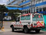 Una ambulancia llega a un hospital en Quito (Ecuador) donde se atiende a pacientes de COVID-19.