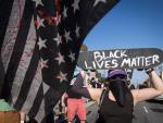 Activistas del movimiento Black Lives Matter protestan en EE UU contra el racismo y la violencia policial, en una imagen de archivo.