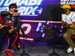 Max Verstappen y Lewis Hamilton, en una rueda de prensa