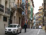 M&aacute;s all&aacute; de sus famosos Sanfermines, Pamplona es una ciudad llena de cultura, historia y muy buena gastronom&iacute;a. Destaca su casco antiguo, sus plazas y sus parques. Y es que tiene mucho encanto con sus calles adoquinadas y sus murallas centenarias.