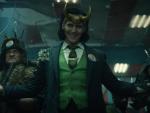 &iexcl;Vota a Loki! El protagonista (Tom Hiddleston), con el traje de candidato a presidente de EE UU que luci&oacute; en los c&oacute;mics