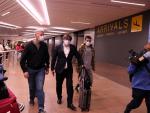 El expresidente Carles Puigdemont, a su llegada al aeropuerto de Bruselas.