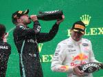 Bottas celebra su victoria en el GP de Turquía