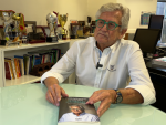 Pepe Domingo Castaño, con su libro 'Hasta que se me acaben las palabras'
