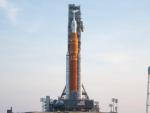 El cohete SLS (con la nave Orion en su interior) lleg&oacute; ayer a la Plataforma de Lanzamiento Espacial de Florida.