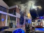 Incendio en una nave industrial en Torrej&oacute;n de Ardoz, Madrid.
