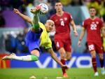 Richarlison marca de tijera en el debut de Brasil en el Mundial de Qatar.