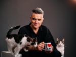Robbie Williams pone la voz de F&eacute;lix con la canci&oacute;n &quot;Es genial ser un gato&quot;.