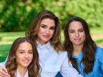 La reina Rania y sus hijas, Im&aacute;n y Salma.
