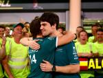 Stroll y Alonso se abrazan al t&eacute;rmino del Gran Premio de Bar&eacute;in.