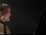 Fotograma del videoclip de Bridges, la canci&oacute;n de Estonia en Eurovisi&oacute;n 2023.