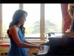 Kate Middleton, tocando el piano en el arranque de Eurovisi&oacute;n.