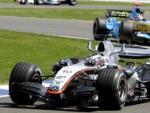 Montoya ha quedado en primera posici&oacute;n en Silverstone, seguido de Alonso que lidera el mundial. (Foto: EFE)