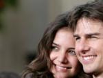 Tom Cruise y Katie Holmes, galardonados con el premio al objetivo m&aacute;s &quot;co&ntilde;azo&quot; de la prensa.