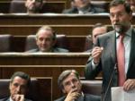 Rajoy, Zaplana&nbsp;y&nbsp;Acebes en la sesi&oacute;n de control al Gobierno. (Efe)