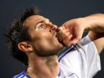Lampard celebra el magn&iacute;fico gol que marc&oacute; en el Camp Nou (Albert Gea/Reuters).