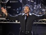 Lionel Richie durante su actuaci&oacute;n en los American Music Awards 2006, donde interpret&oacute; la canci&oacute;n &quot;I Call It Love&quot;.