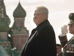 Fotograf&iacute;a de archivo datada en mayo de 1999 del ex presidente de Rusia Boris Yeltsin durante un acto en la Plaza Roja (EFE/Sergey Chirikov)
