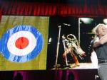 El vocalista de The Who, Roger Daltrey, durante un directo en Madrid. (EFE)