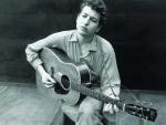 Bob Dylan, a los mandos de su guitarra ac&uacute;stica