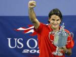 Federer, con la copa de ganador del Abierto de EE UU.