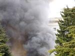 Explosi&oacute;n del coche bomba en la Universidad de Navarra. (EFE)