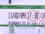 Este ticket refleja menos tiempo de estacionamiento que el abonado. Por 50 c&eacute;ntimos corresponden 20 minutos, pero s&oacute;lo permite 16: hasta las 17.38 h cuando deber&iacute;a ser hasta las 17.42 h. (AEA)