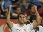 &Aacute;lvaro Negredo celebra su primer gol en Liga con el Sevilla ante Osasuna.