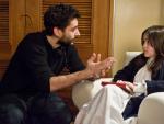 Jaume Collet-Serra dando instrucciones a la joven actriz Isabelle Fuhrman.