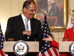 Hillary Clinton y Sergey Lavrov, durante la rueda de prensa.