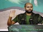 Captura de v&iacute;deo del canal de televisi&oacute;n Al Arabiya que muestra al hijo de Muamar Gadafi Seif el Islam durante un discurso ofrecido en una localizaci&oacute;n desconocida antes de ser capturado por los rebeldes.