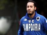 Saadi Al Gadafi, hijo del l&iacute;der libio Muamar El Gadafi, viste la camiseta de la Sampdoria, durante el entrenamiento de este equipo en G&eacute;nova, en noviembre de 2006.