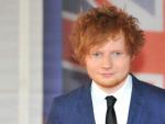 El cantante brit&aacute;nico Ed Sheeran, ganador del premio a Mejor Artista masculino y Mejor Artista Revelaci&oacute;n, en la ceremonia de los Brit Awards.