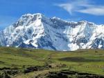 El nevado Ausangate, de 6.372 metros de altura, es el m&aacute;s alto en la provincia de Quispicanchi, en la regi&oacute;n peruana de Cuzco.