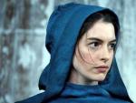 Anne Hathaway canta en solitario en el nuevo tr&aacute;iler de 'Los miserables'