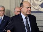 El l&iacute;der del centroizquierda italiano y secretario general del Partido Dem&oacute;crata (PD), Pier Luigi Bersani, da una rueda de prensa tras recibir el encargo de formar Gobierno.