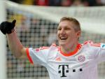 Bastian Schweinsteiger celebra con el Bayern de Munich.