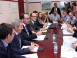 Reuni&oacute;n del conseller de Interior, Ramon Espadaler, con los alcaldes y Protecci&oacute;n Civil del Ebro.