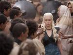 Daenerys en el &uacute;ltimo episodio de la tercera temporada de 'Juego de tronos'.