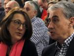 La portavoz socialista en el Congreso, Soraya Rodr&iacute;guez, y Ram&oacute;n J&aacute;uregui, que repite como segundo de la lista europea del PSOE.