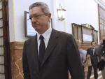 El ministro de Justicia, Alberto Ruiz-Gallard&oacute;n, en los pasillos del Congreso de los Diputados.