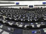 Imagen tomada con un objetivo de ojo de pez que muestra el pleno del Parlamento Europeo en Estrasburgo.