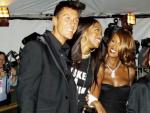 Domenico Dolce y Stefano Gabbana con Naomi Campbell e Iman en la gala del MET de 2001