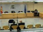 Imagen de televisi&oacute;n de la sala donde se celebra el juicio del 'caso Fais&aacute;n', sobre el presunto chivatazo a ETA en 2006.